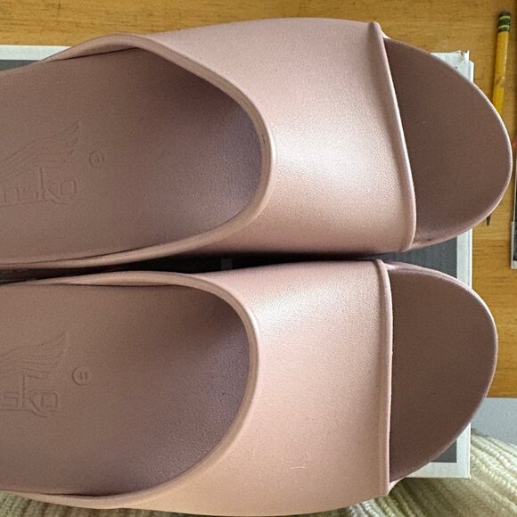 Dansko Devyn Recovery Slide Sandal (Women), 10.5-11US/41EU - Picture 6 of 10